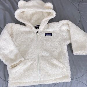 Patagonia Fleece Hooded Off White light cream Coat Fullzip Jacket Baby 12-18 Mos
